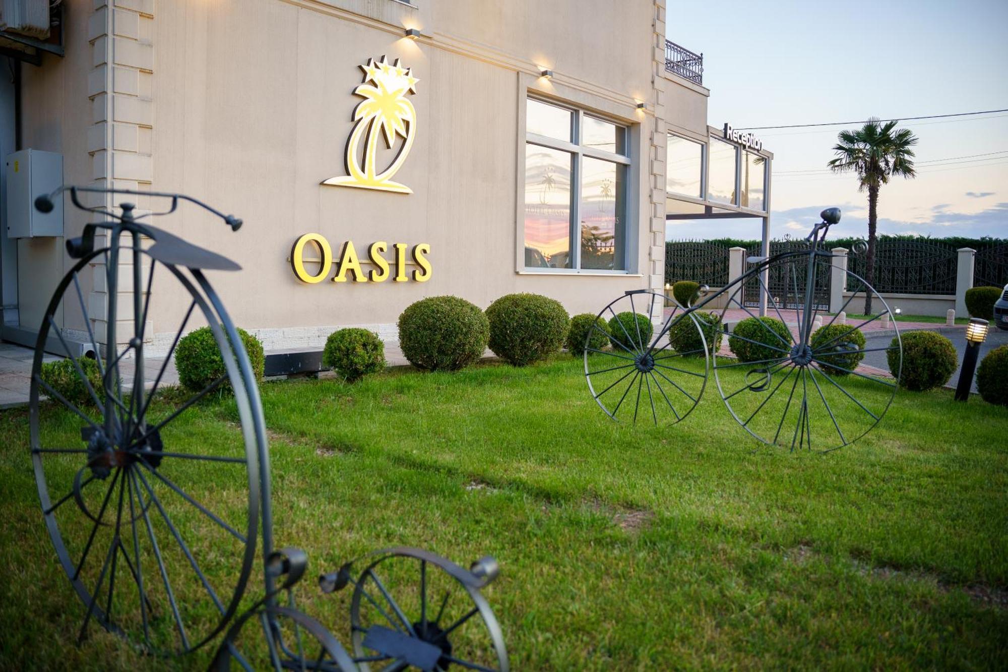 Hotel Oasis بودغوريتْسا المظهر الخارجي الصورة