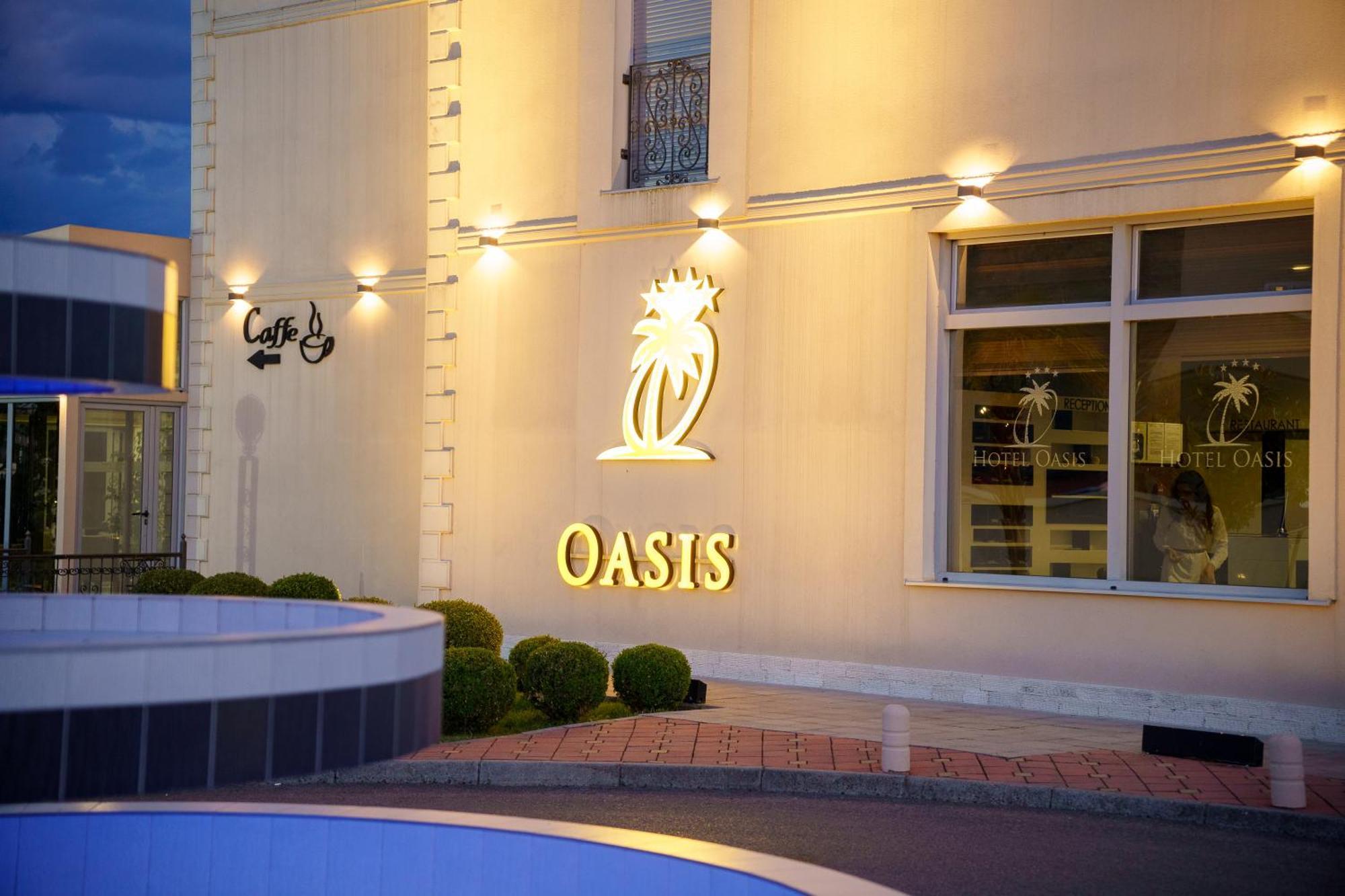Hotel Oasis بودغوريتْسا المظهر الخارجي الصورة